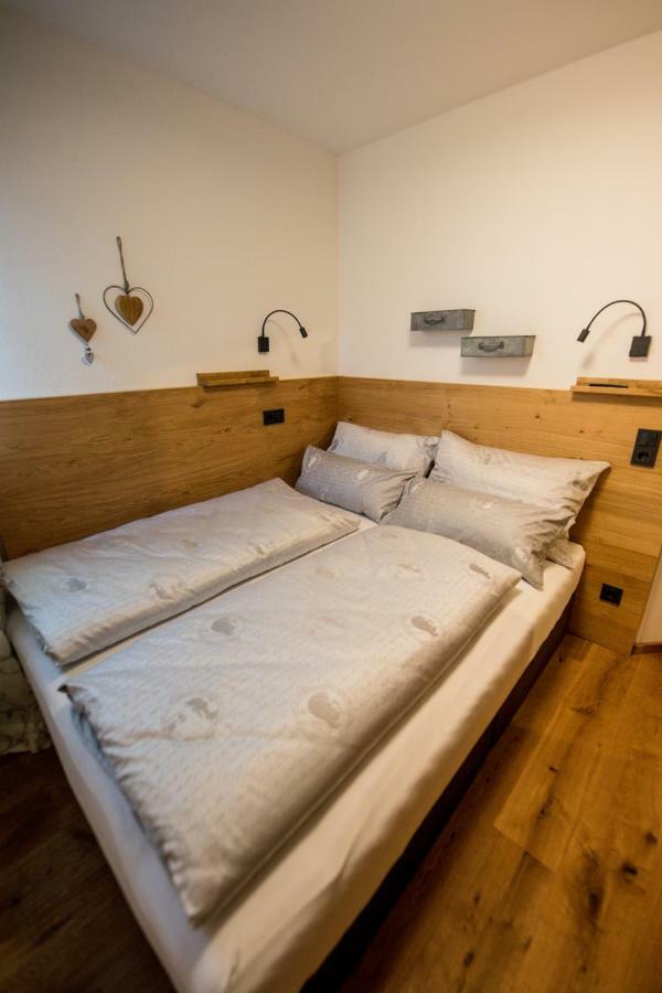 Leni'S Appartements Fieberbrunn Bagian luar foto
